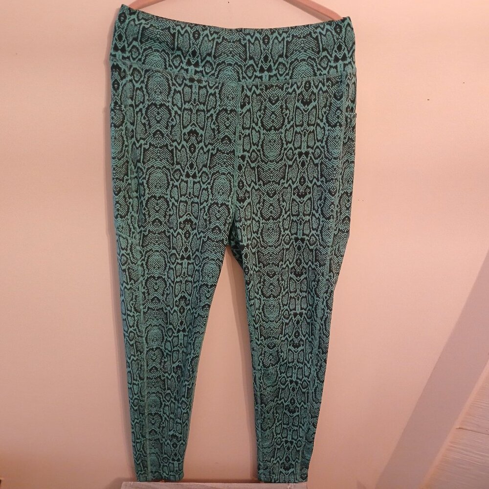 POP Fit 2X Spandex Pocketed Leggings Like-new Mint Green Teal Pattern